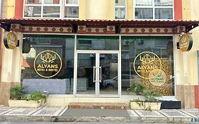 Alyans Hotel